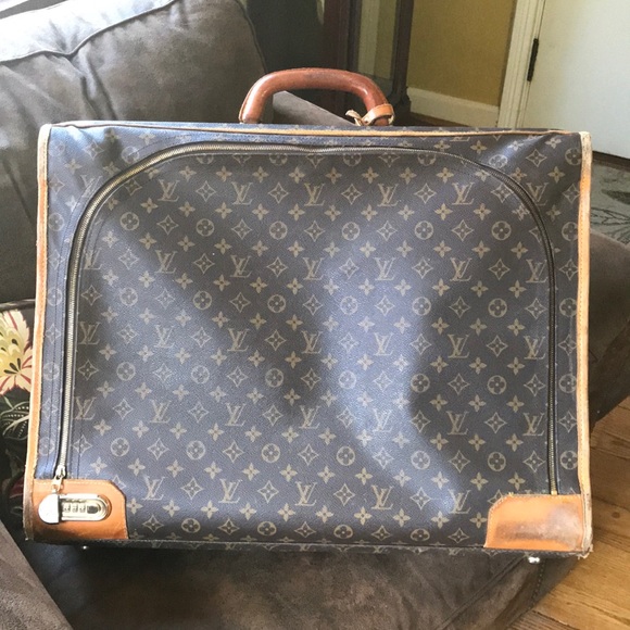 Louis Vuitton Handbags - Louis Vuitton Vintage Pullman suitcase